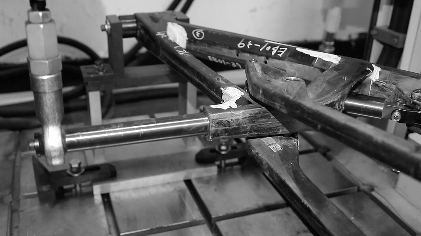 gules，Mountain bike，Eminent Haste，