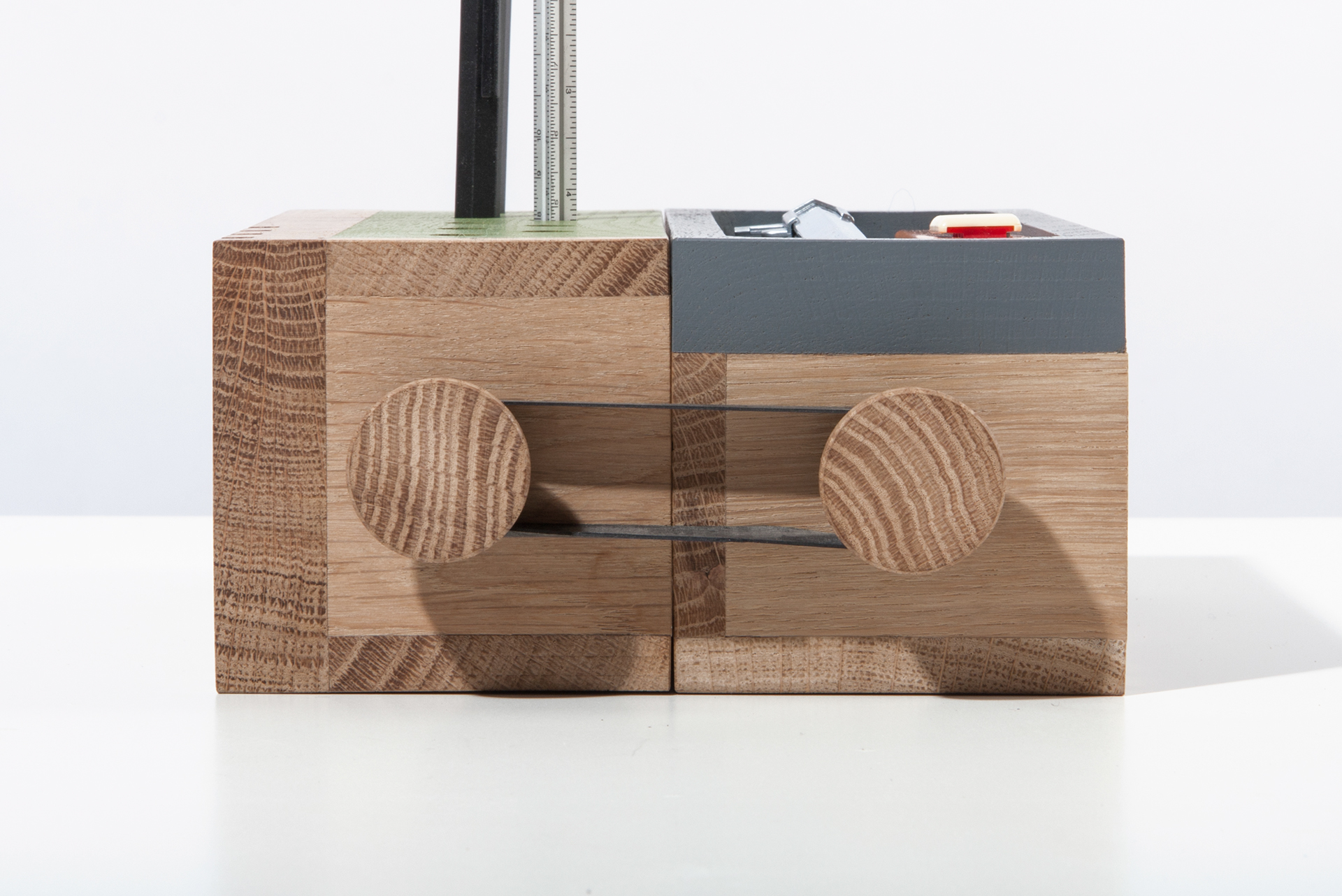 Multifunctional box，MTO，furniture design ，product design，Multifunctional Organizer，