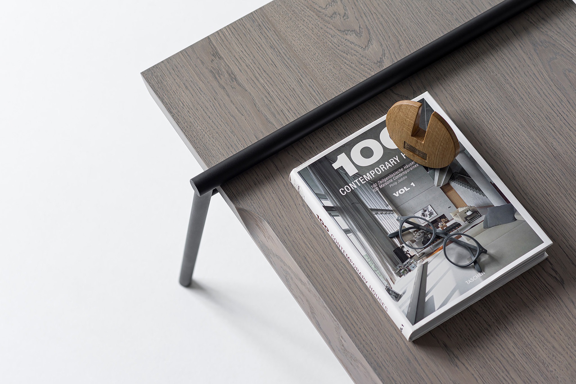 Table，desk，furniture design ，Duoo desk，