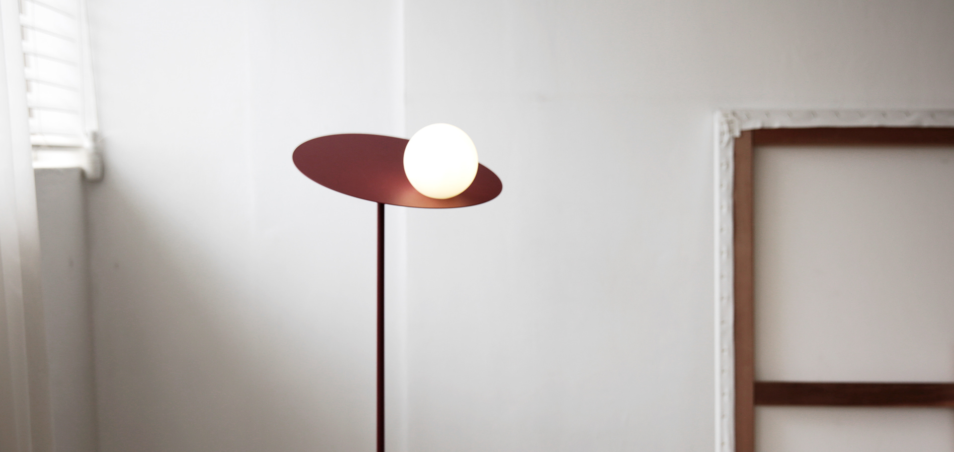 lamp，Design，Floor lamp，On the edge，