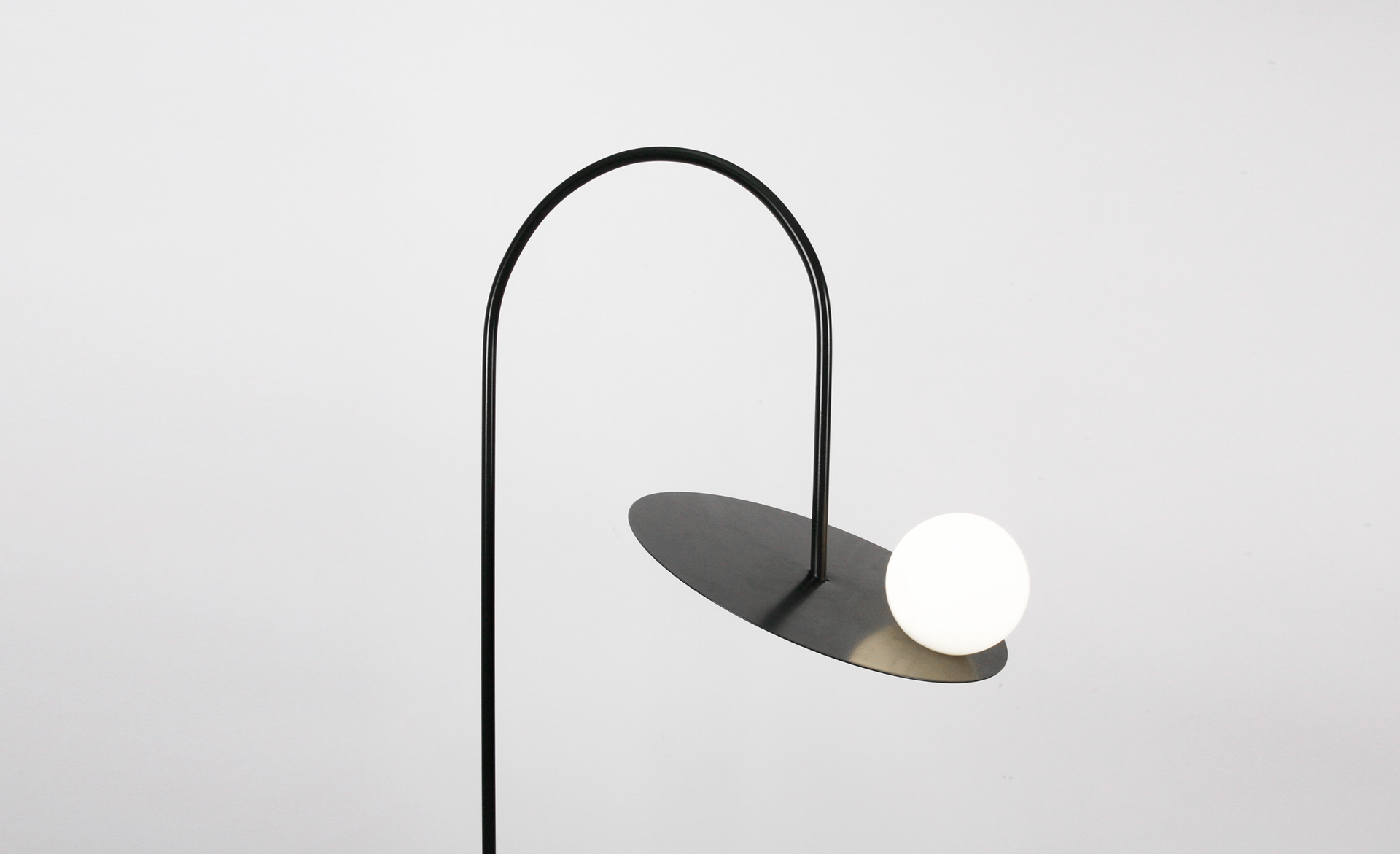 lamp，Design，Floor lamp，On the edge，