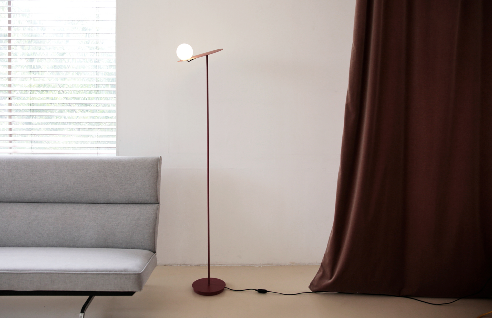 lamp，Design，Floor lamp，On the edge，