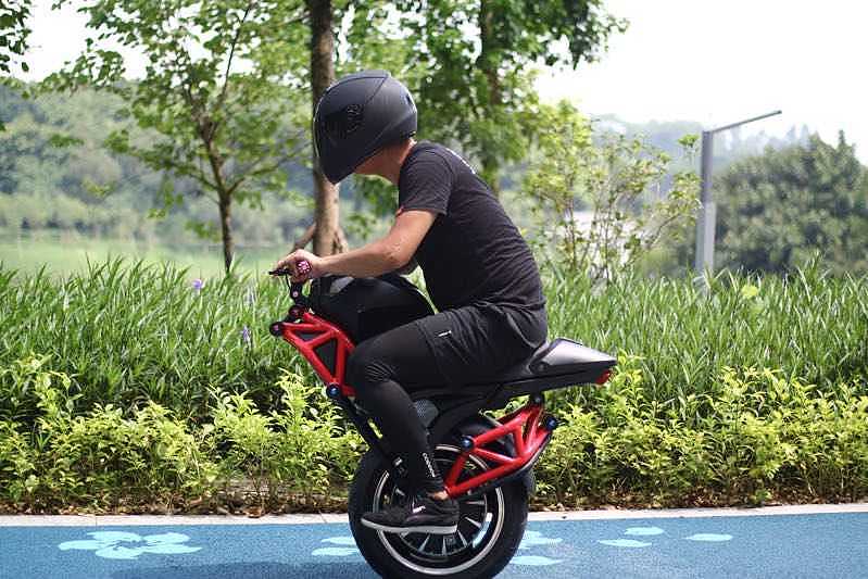 A9 single wheel electric motorcycle，