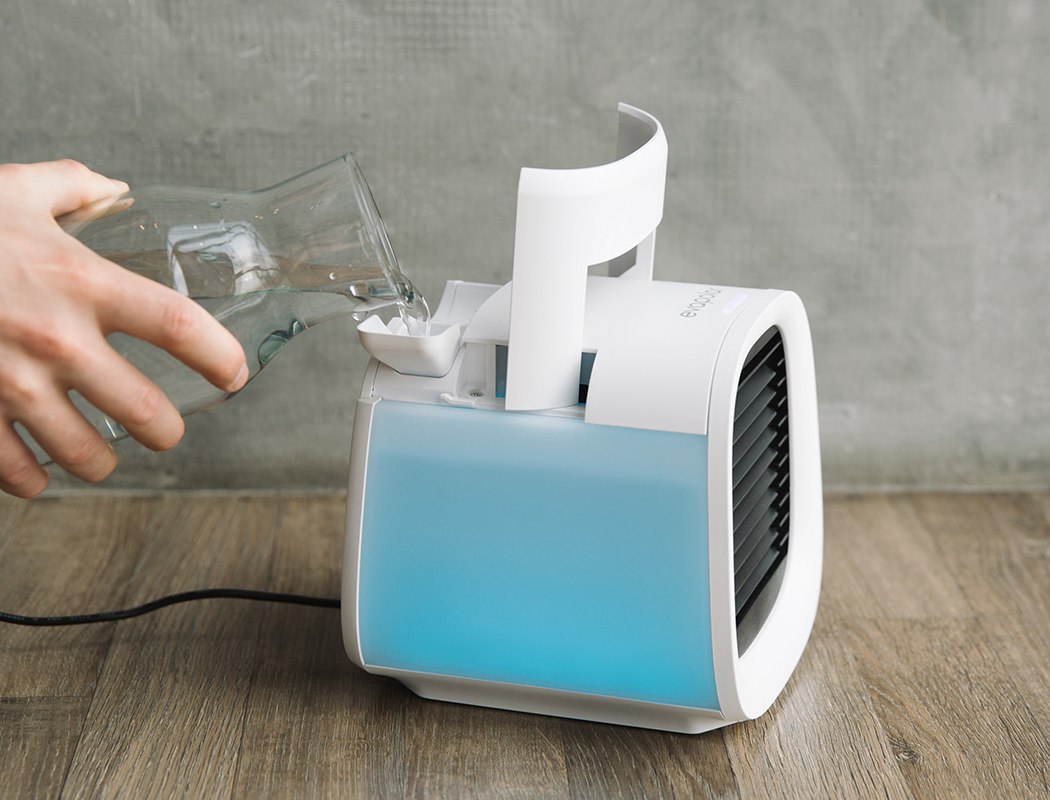 air conditioner，environment protection，household electrical appliances，indoor，summer，