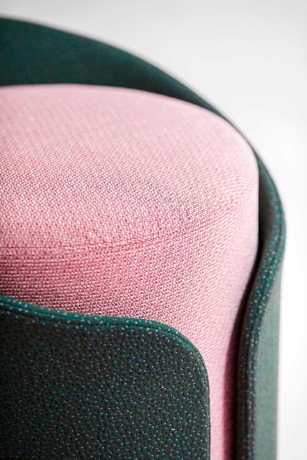 furniture design ，Sofa design，CARDIGAN，