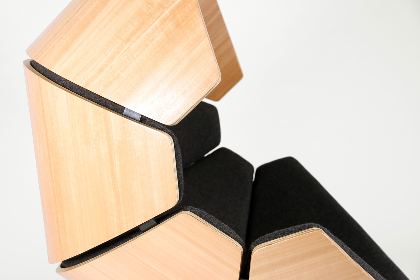 sense of security，chair，Hide，children，