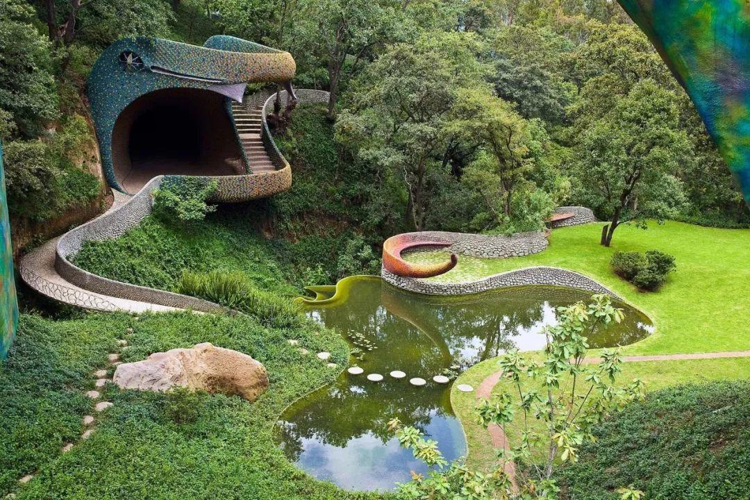 Organic building，Javier Senosiain，Naucalpan，Organic house，