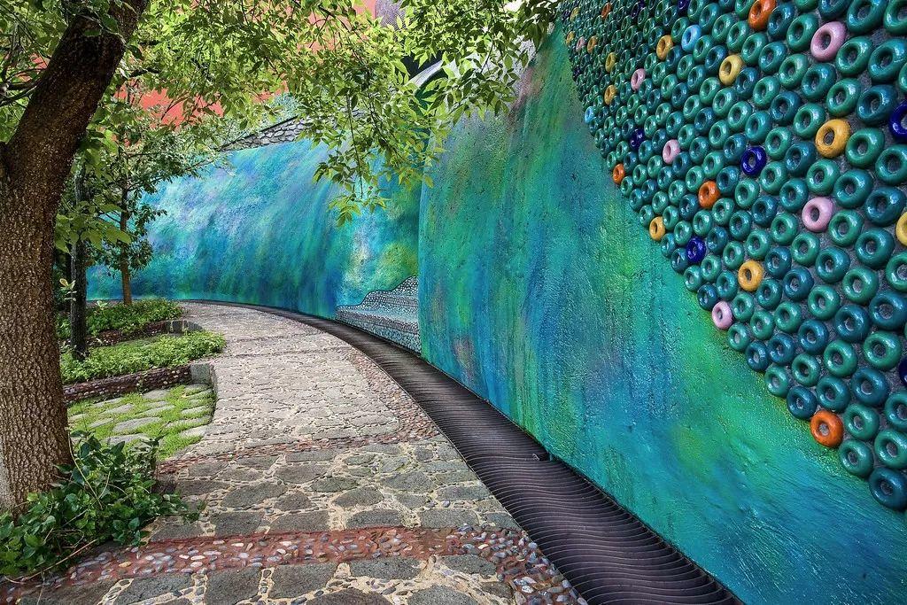 Organic building，Javier Senosiain，Naucalpan，Organic house，