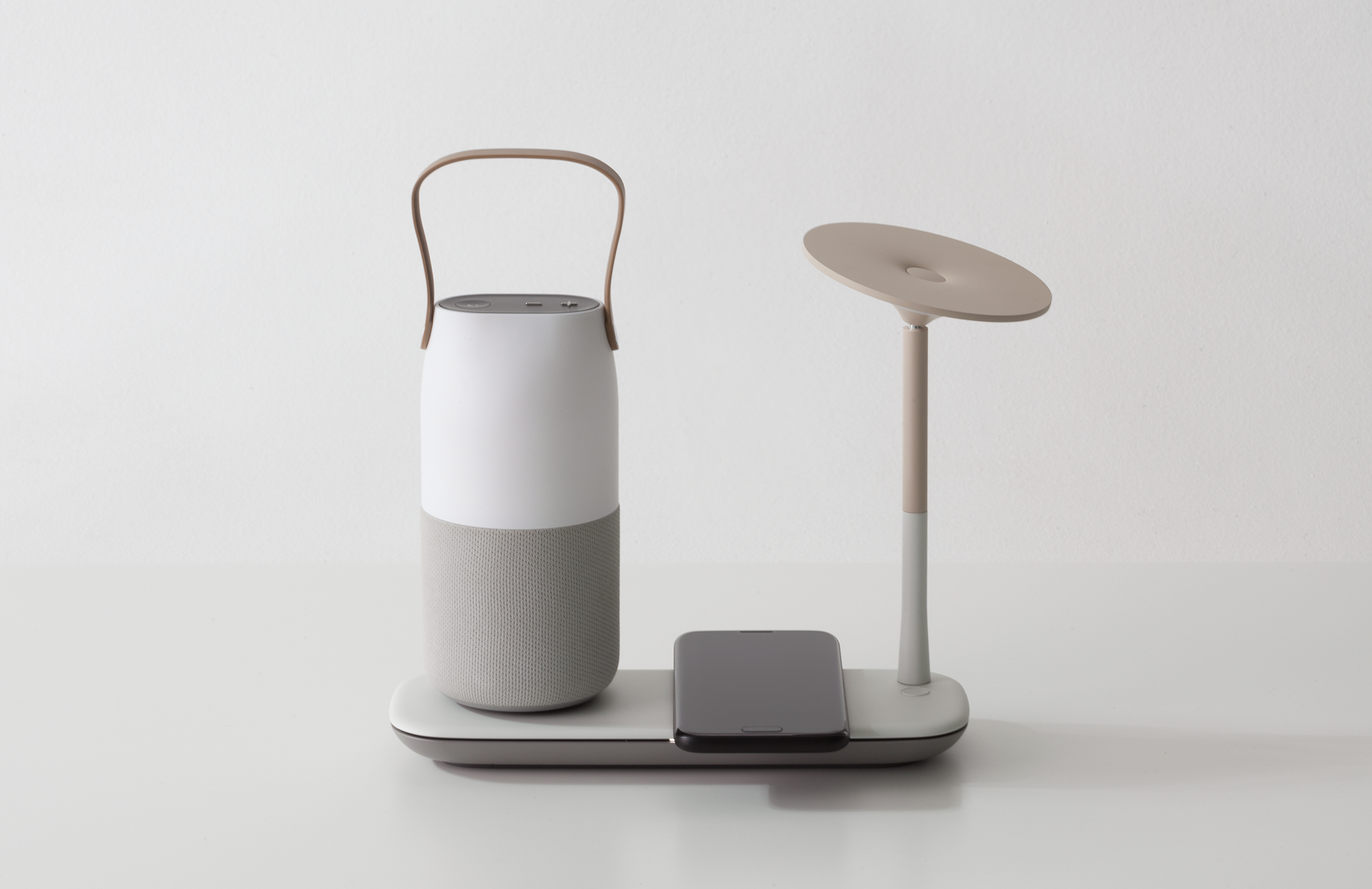 Intelligent lamp，Wireless charging，lamp，product design，