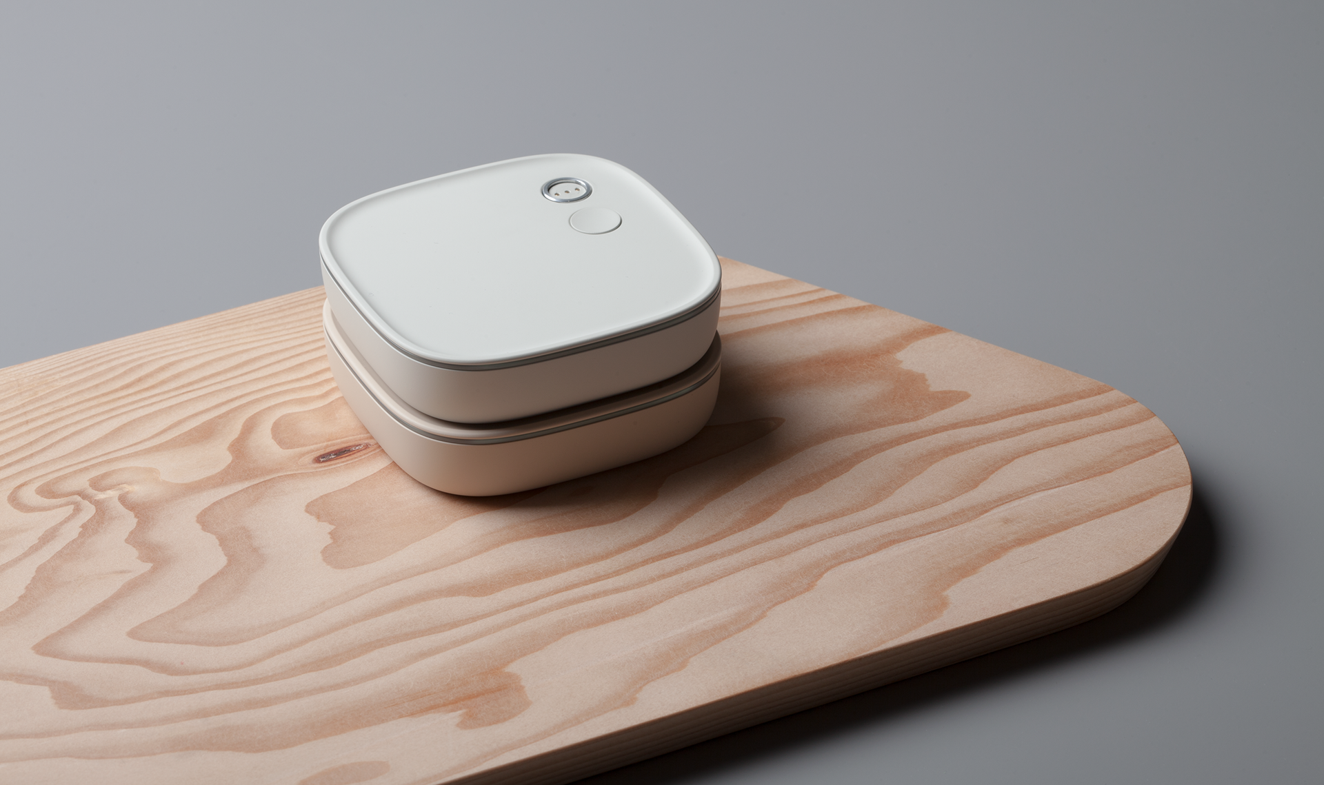 Intelligent lamp，Wireless charging，lamp，product design，