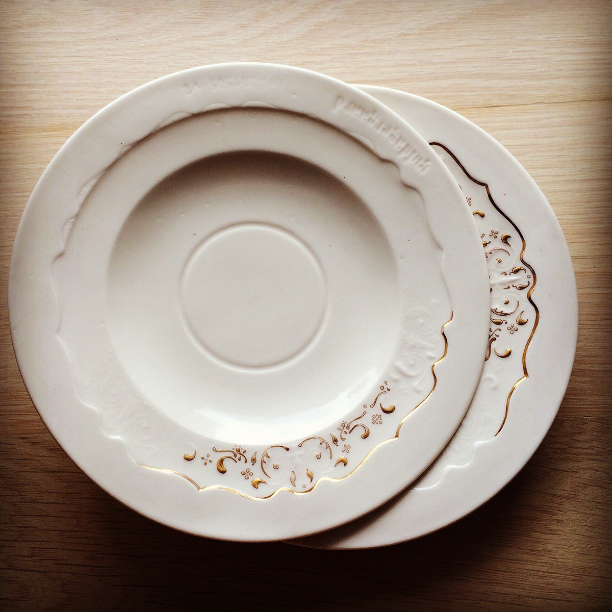 plate，tableware，Kitchen supplies，ceramics，articles for daily use，
