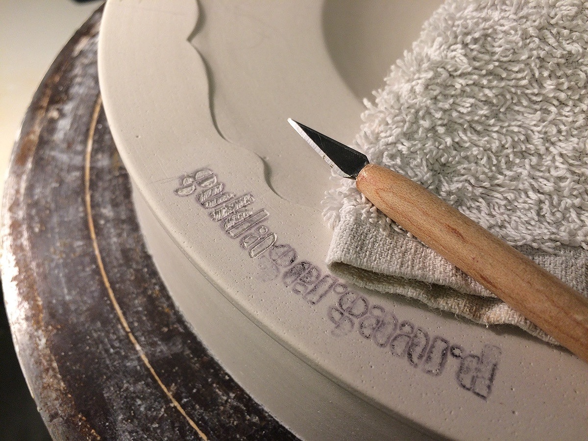 plate，tableware，Kitchen supplies，ceramics，articles for daily use，