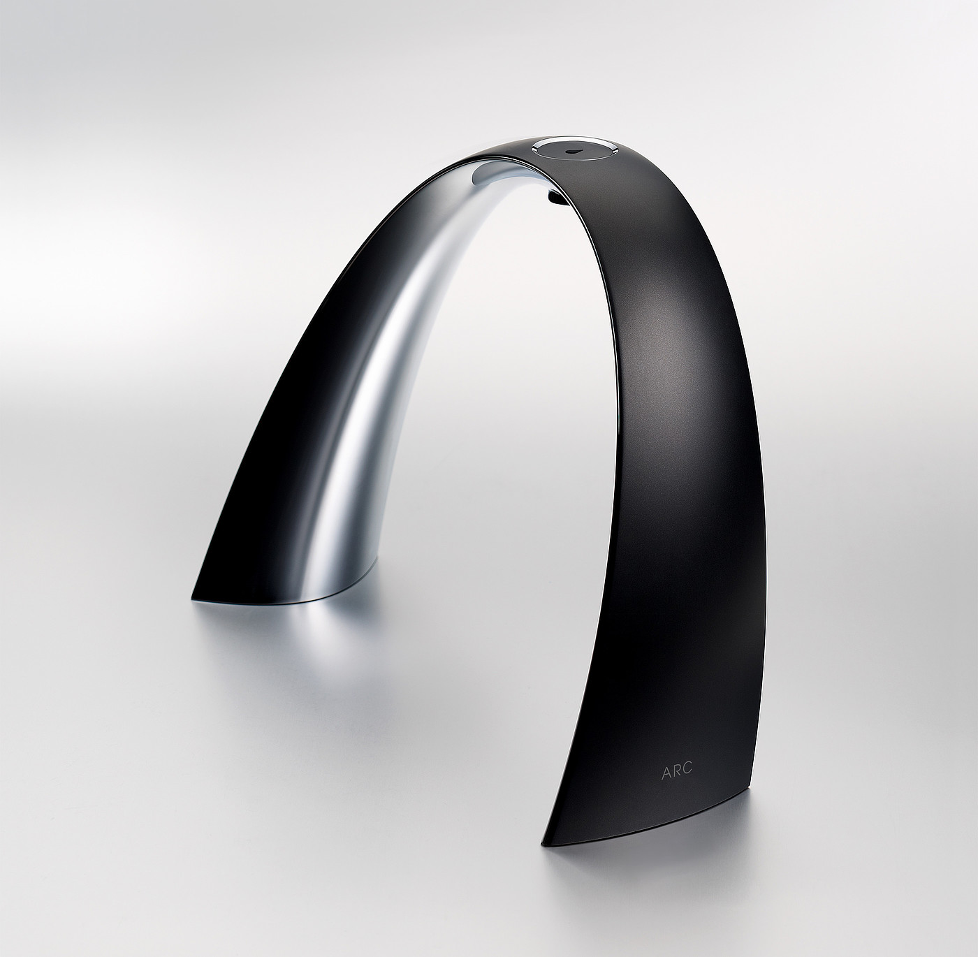 Metal，water tap，arc，