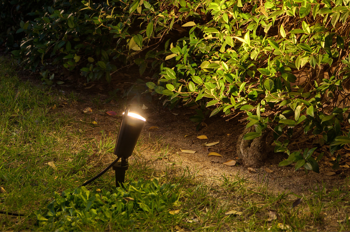 lamps and lanterns，lighting，grace，black，outdoor light，Toni，