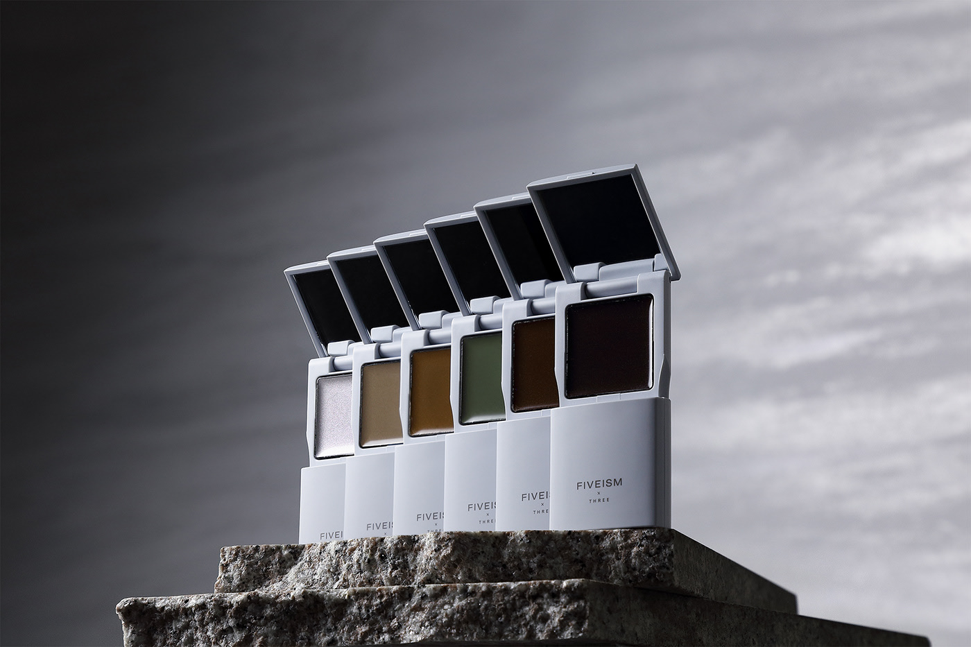 Design，Cosmetics brand，FIVEISM x THREE，man，