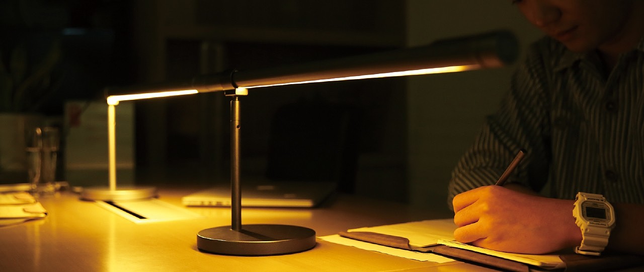 2019 red dot product design award，Desk lamp，Lighting tools，reddot，