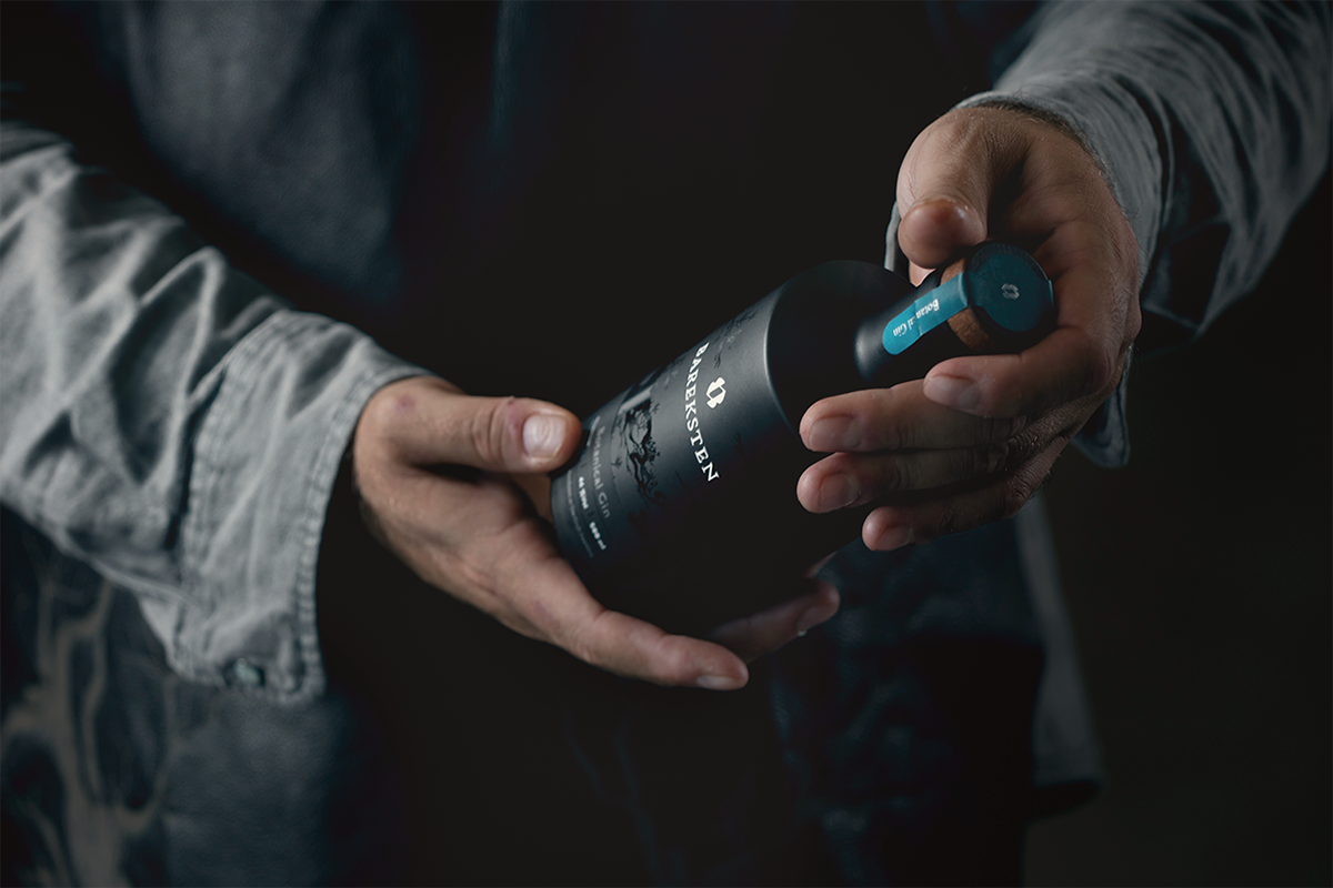 Brand design，drink，Alcohol，Gin，