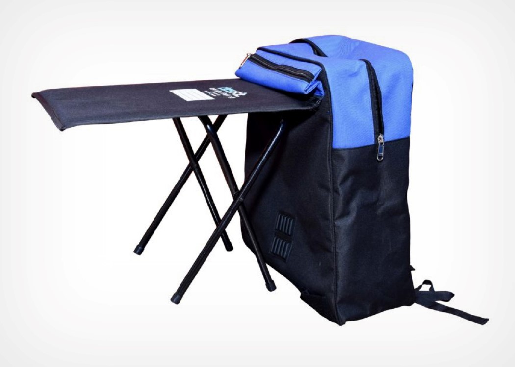 multi-function，desk，a bag，