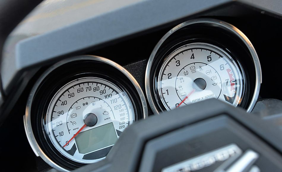 vehicle，Sports car，Round，Motorcycle，geometry，Motorcycle sports car，