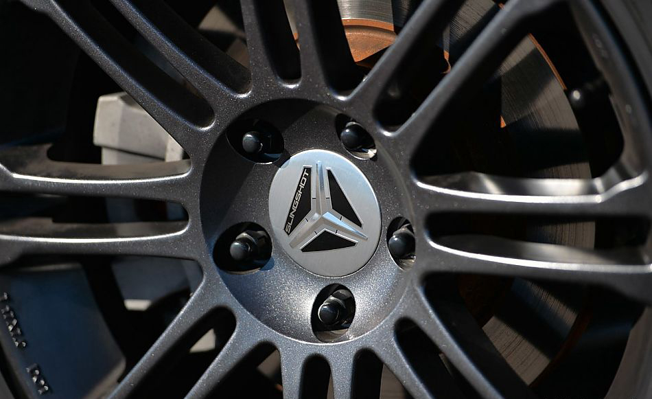 vehicle，Sports car，Round，Motorcycle，geometry，Motorcycle sports car，