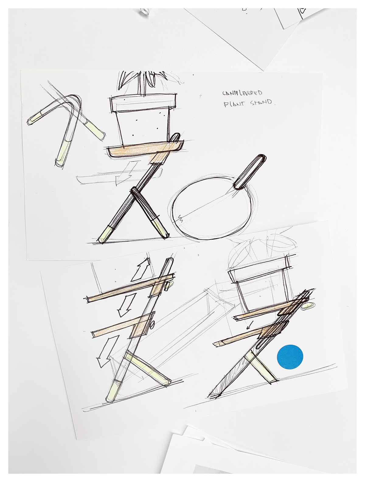 modern，a living room，Metal，furniture，Cantilevered，Table，