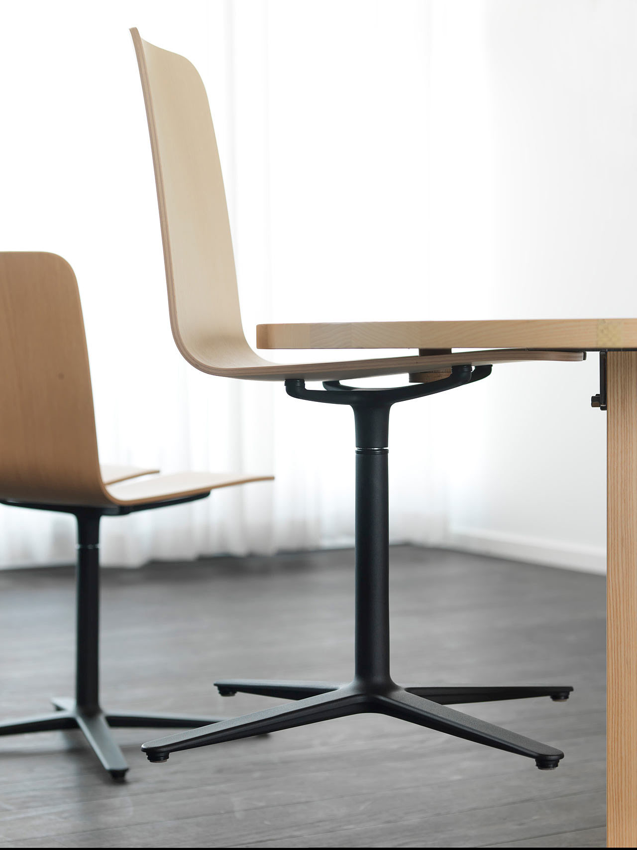 Blue Station，chair，Table，furniture，