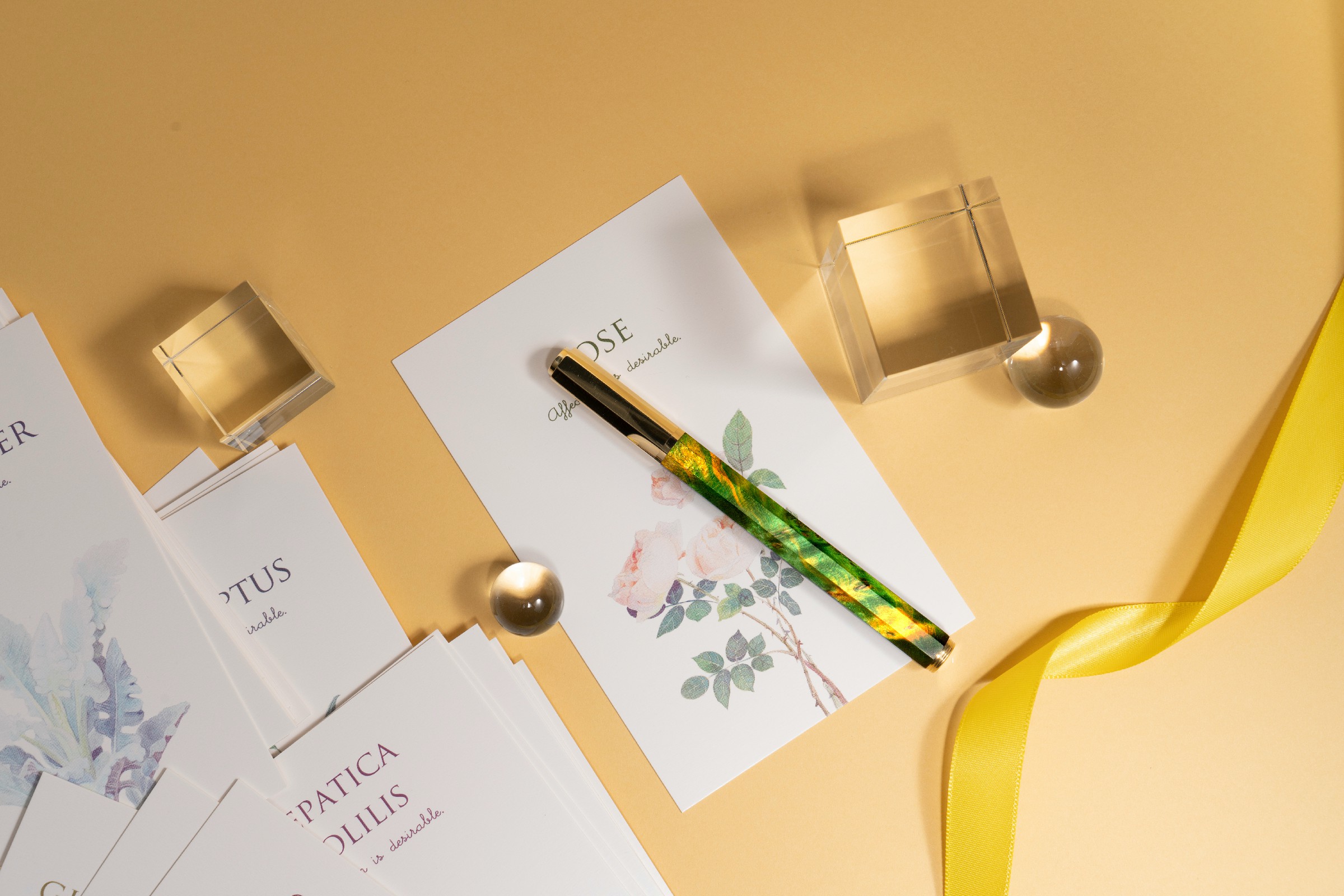 Pen，original，Stationery，Mahogany，Cultural creation，Craftsman，