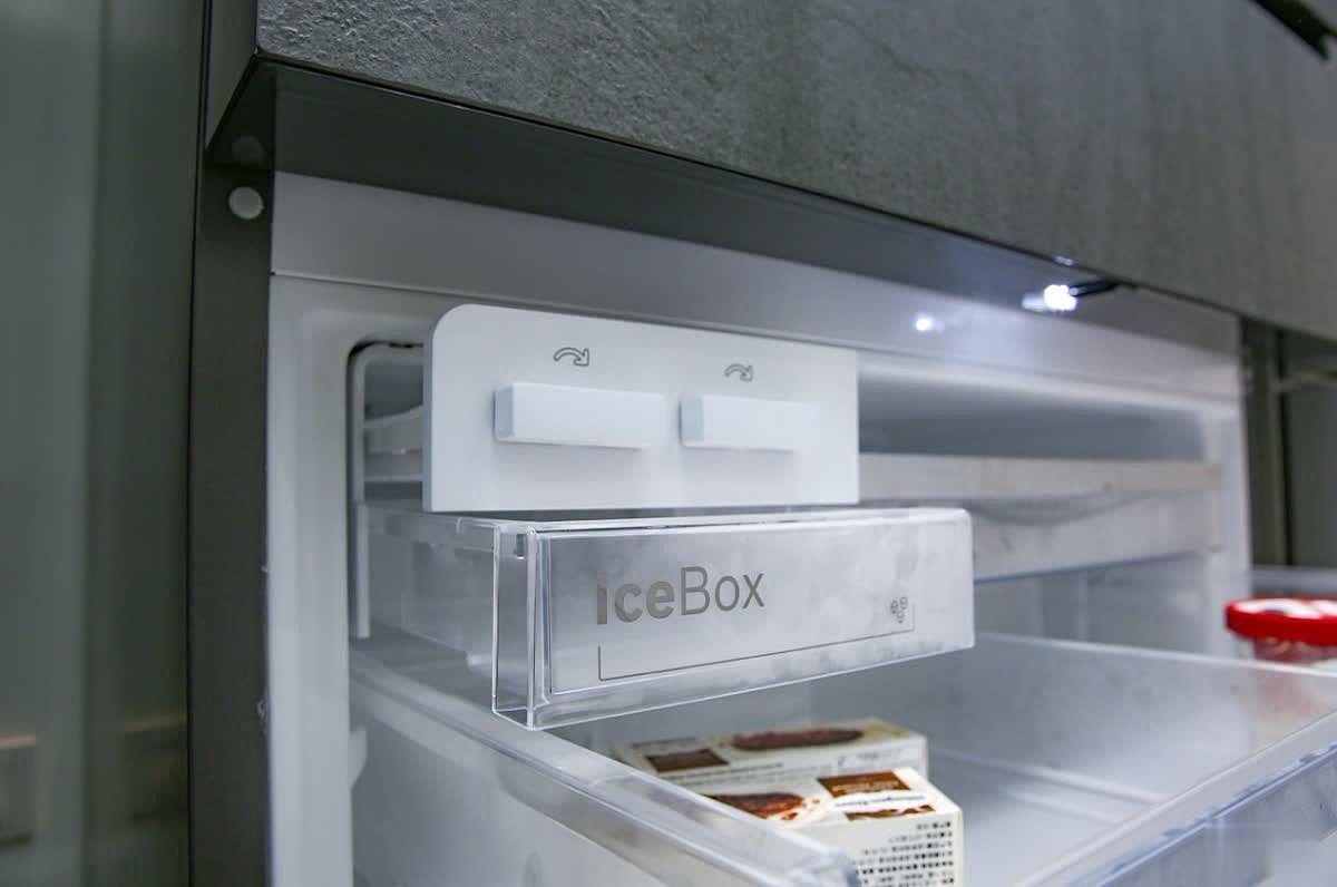 reddot，2019 red dot product design award，Refrigerator，Bosch Ceramic Fridge，bosch，Bosch ，Ceramic door，