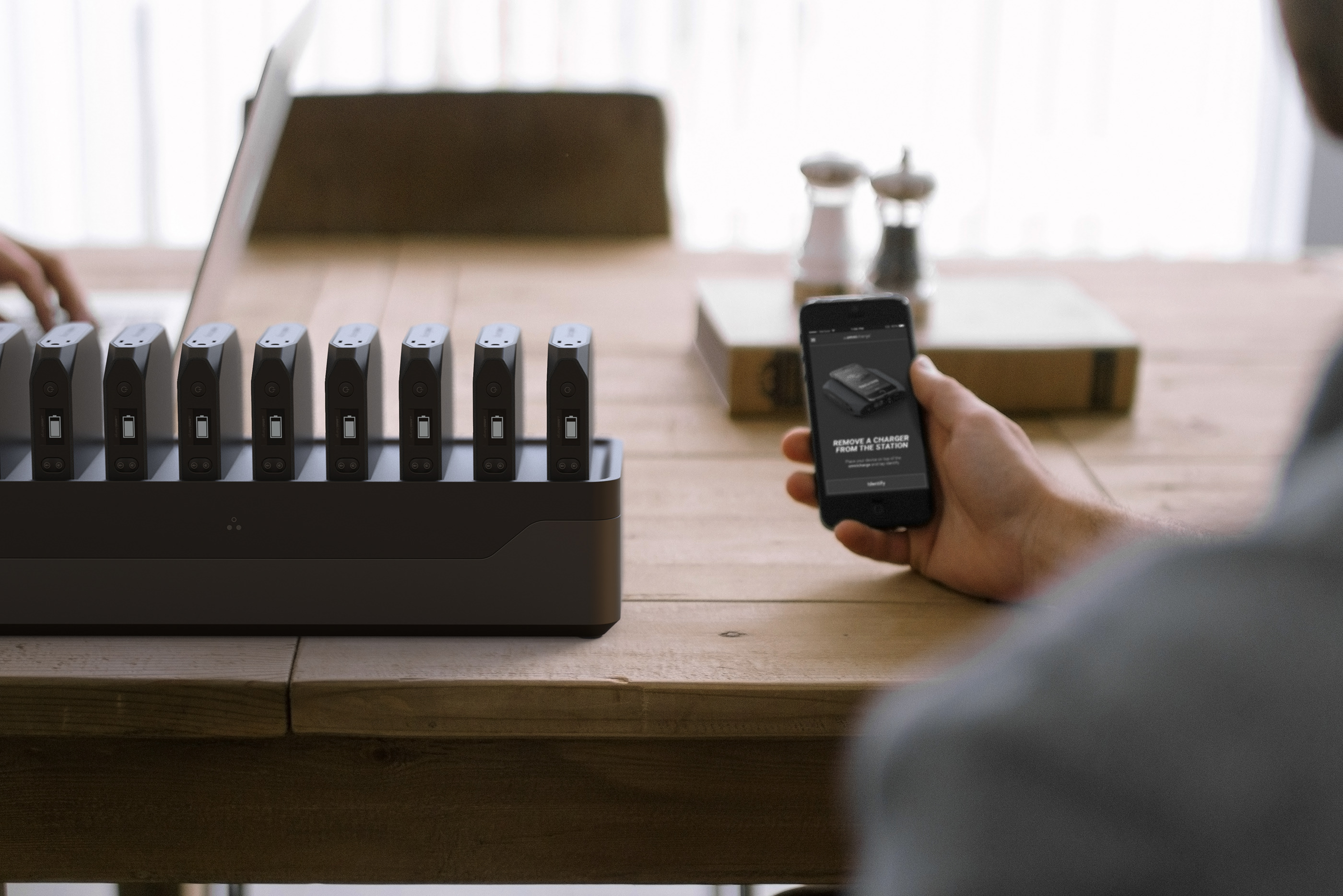 black，Plug board，Omni Power Station，