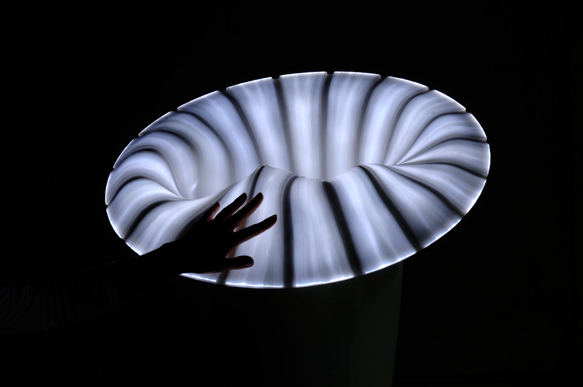 Pull Over，white，Lamp design，