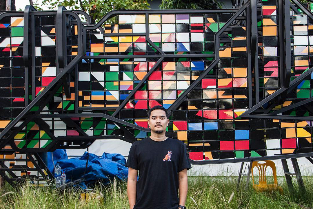 sense of modernity，outdoors，Sculpture，