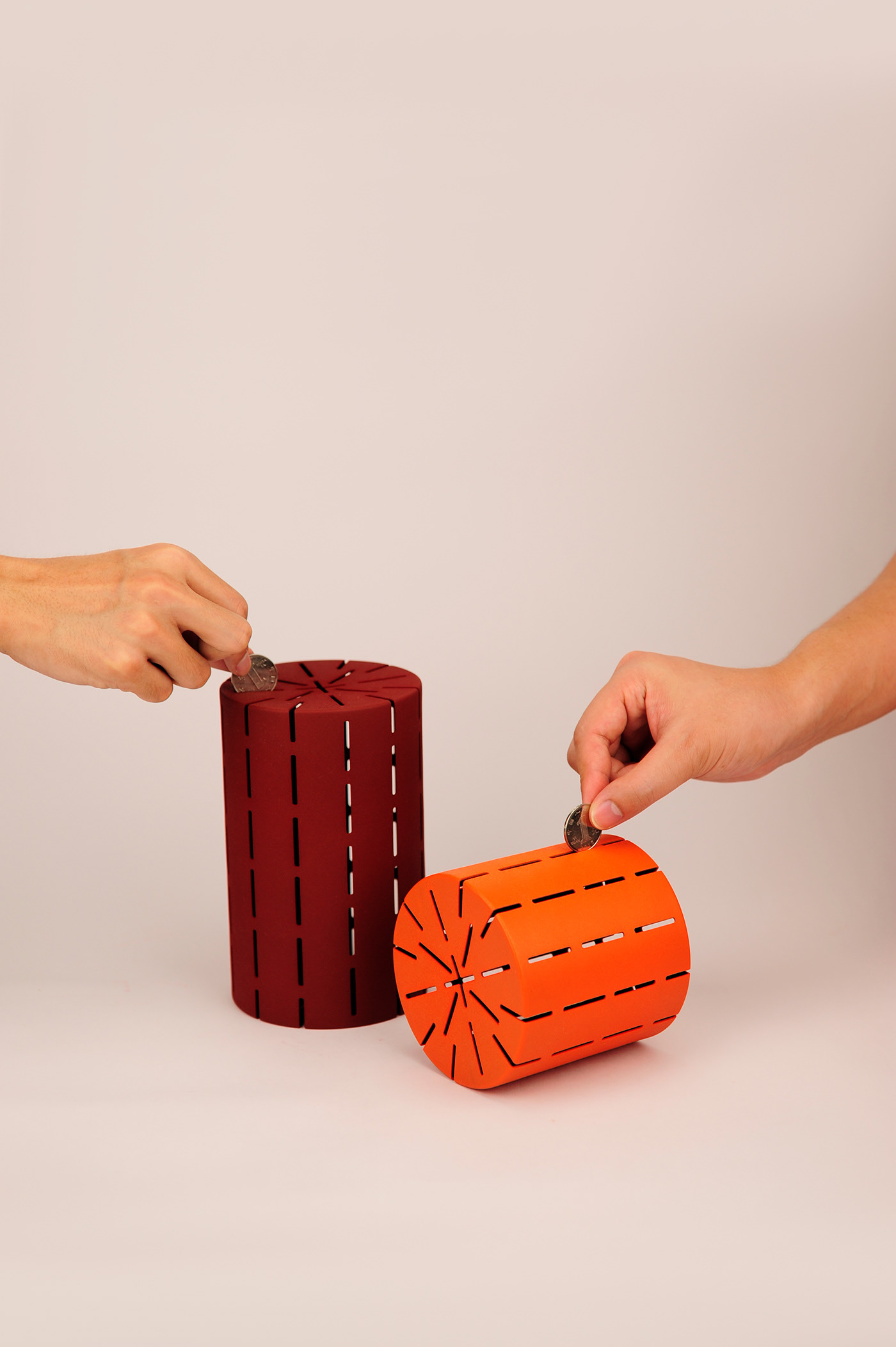 Hollowed out，Entrance，Piggy bank，