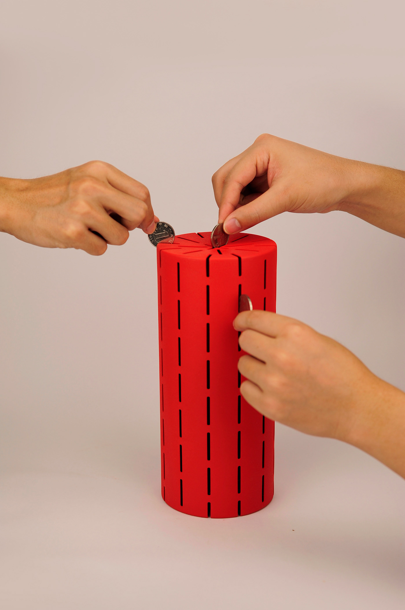 Hollowed out，Entrance，Piggy bank，