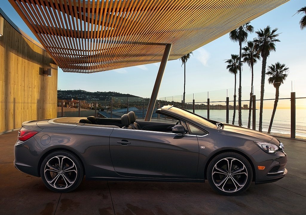 intelligence，industrial design，Automatic design，Super run，outdoors，
