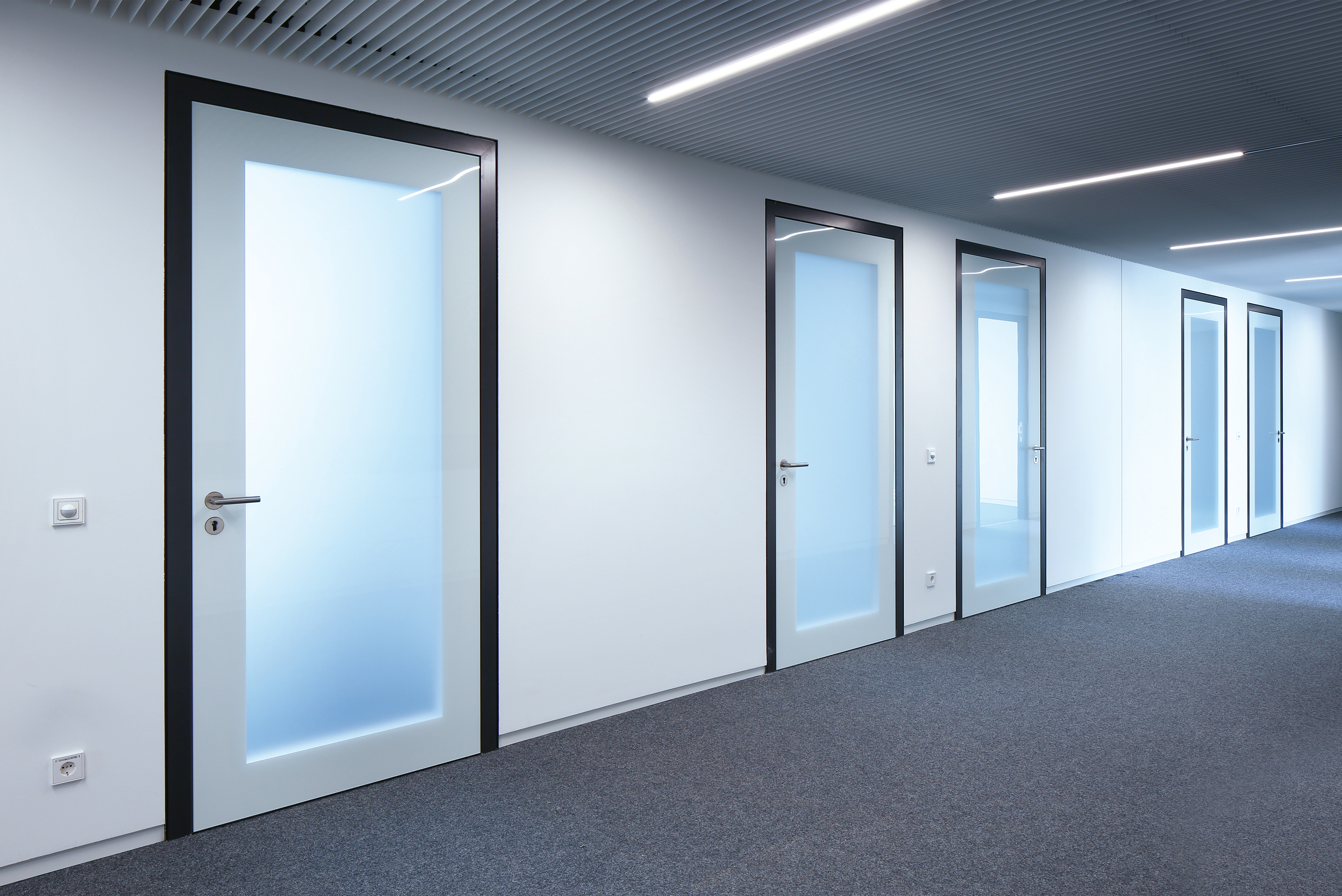 reddot，2019 red dot product design award，planoglas ultra，Interior doors，seamless，