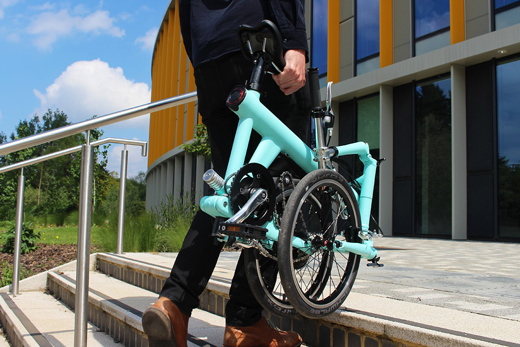 Foldable electric bicycle，
