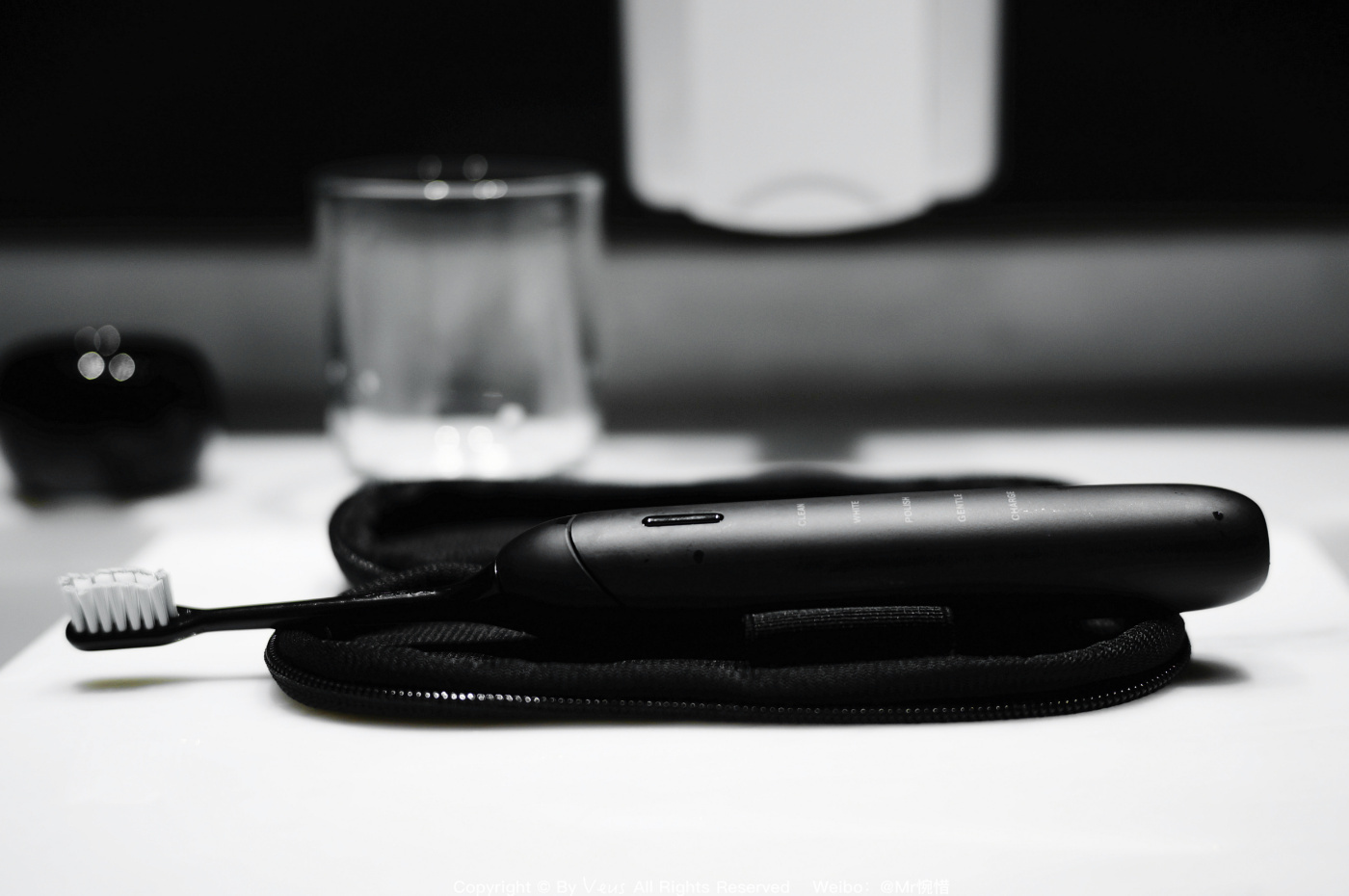 reddot，Electric toothbrush，BOTTLES，2019 red dot product design award，