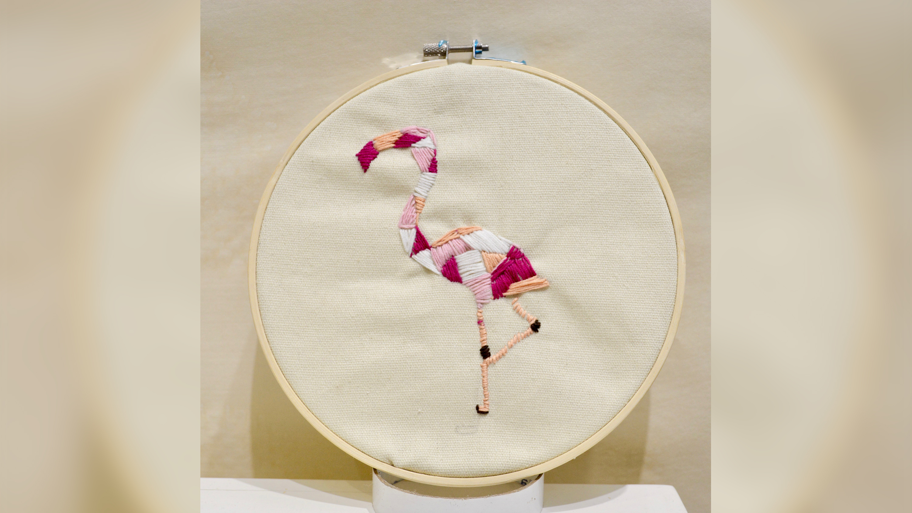 jewelry，Lacquer ware，paint，ceramics，