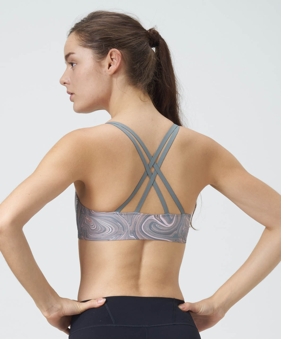 ventilation，Memory gel，motion，Memory Gel Grip，2019 red dot product design award，reddot，female sex，Underwear，