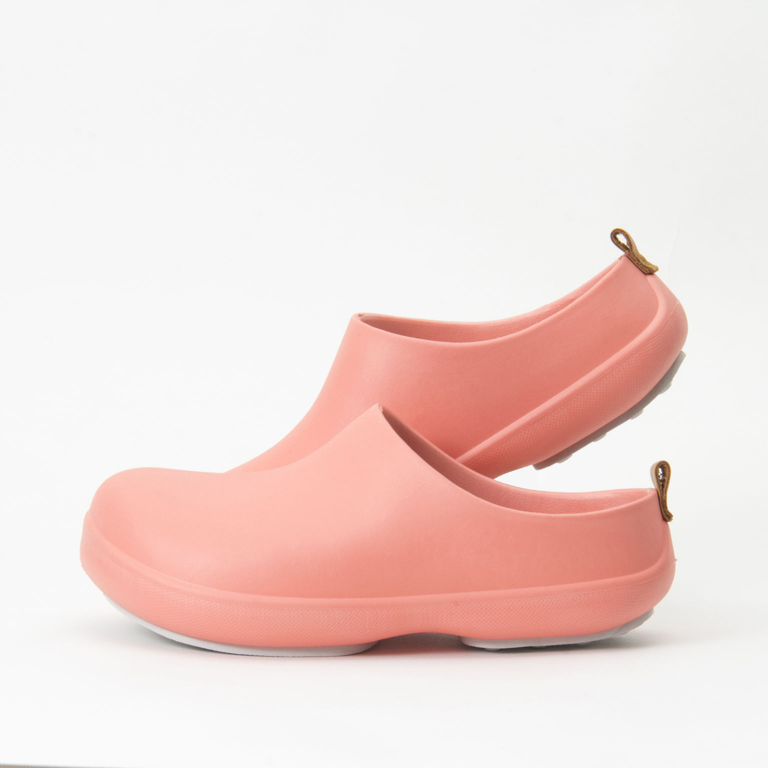 light，resin，waterproof，Sandals，bi × sole，2019 red dot product design award，reddot，
