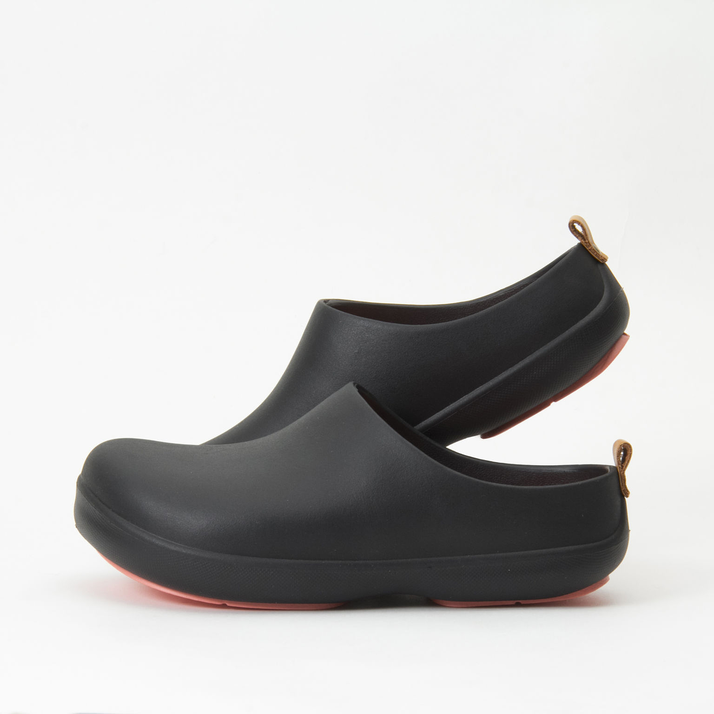 light，resin，waterproof，Sandals，bi × sole，2019 red dot product design award，reddot，