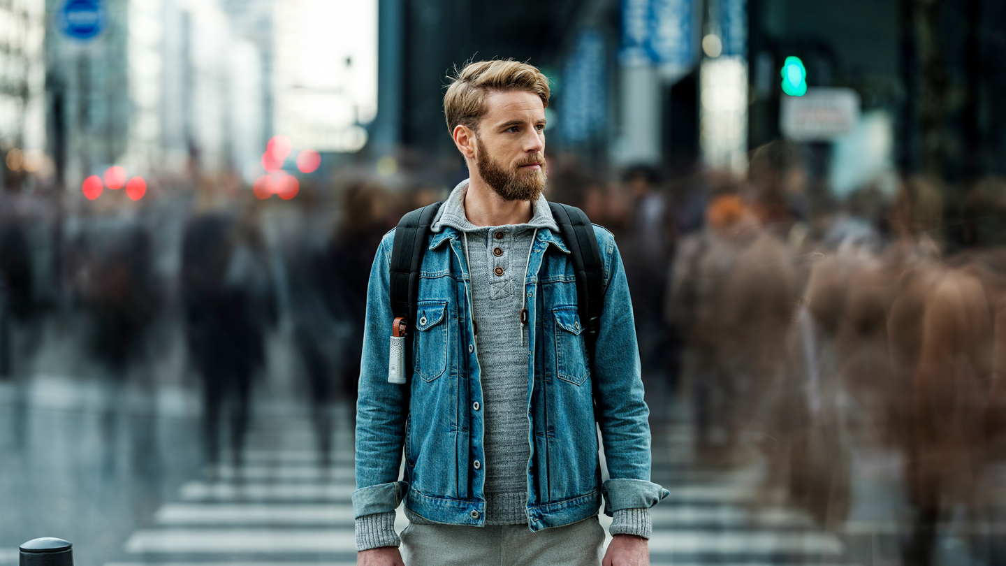 contaminated，air，2019 red dot product design award，reddot，Flow by Plume Labs，app，sensor，