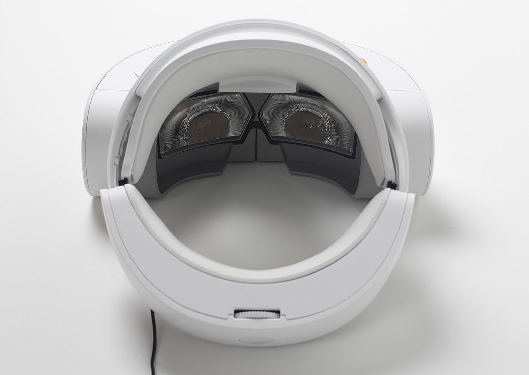 vr眼镜，白色，Samsung  VR，