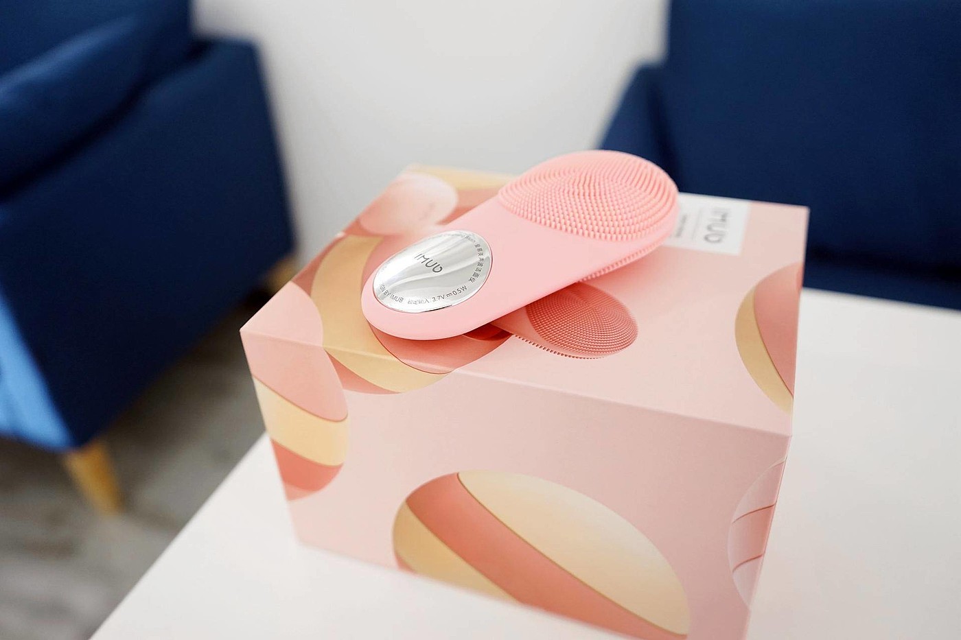 cosmetic instrument，2019 red dot product design award，reddot，Love beauty，Sonic Cleanser，Facial，imub，waterproof，