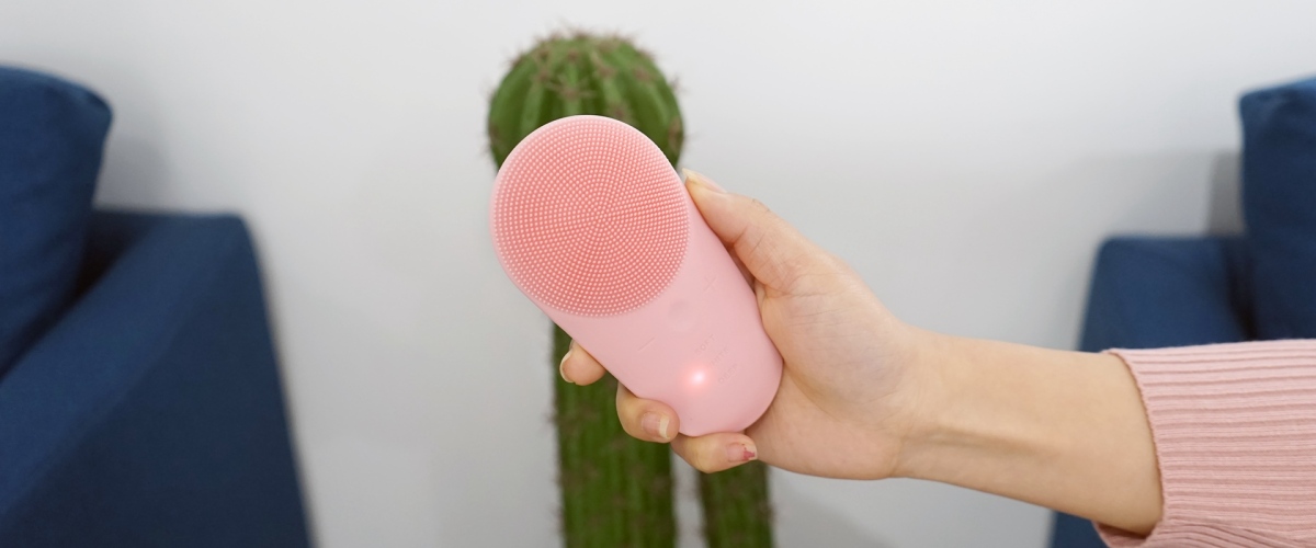 cosmetic instrument，2019 red dot product design award，reddot，Love beauty，Sonic Cleanser，Facial，imub，waterproof，