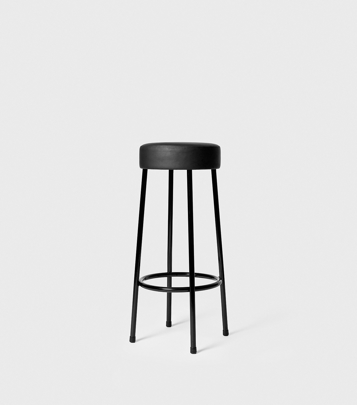 黑色，椅子设计，Protagonist Bar，