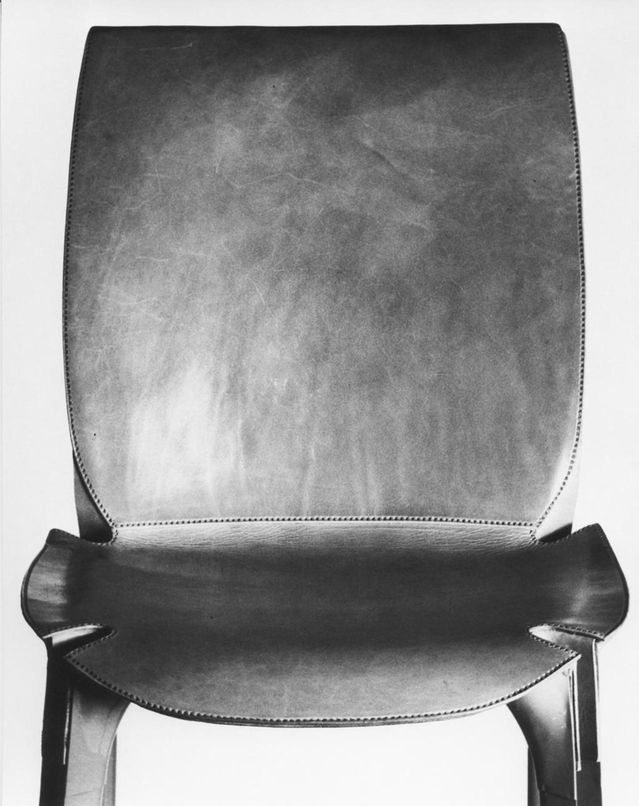 product，Designer biography，black and white，television，Blow，Retro，household electrical appliances，vehicle，