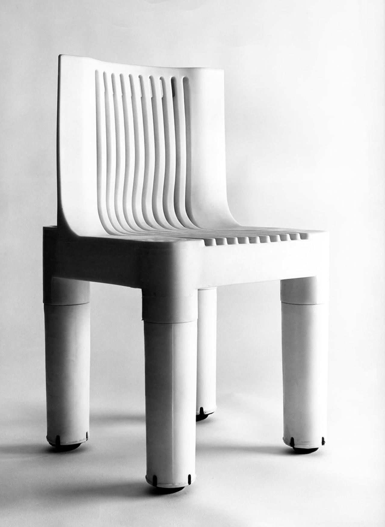 product，Designer biography，black and white，television，Blow，Retro，household electrical appliances，vehicle，