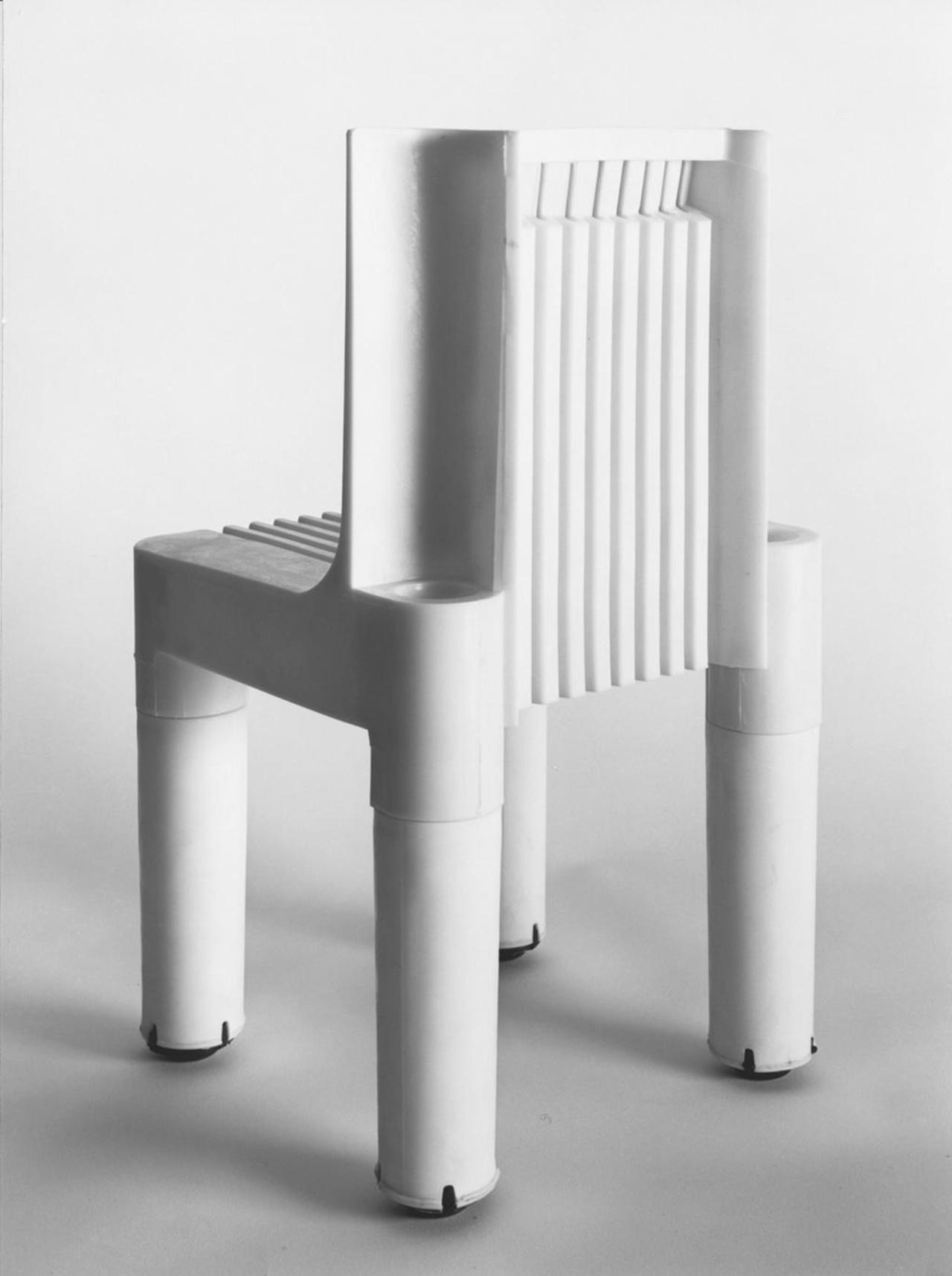 product，Designer biography，black and white，television，Blow，Retro，household electrical appliances，vehicle，