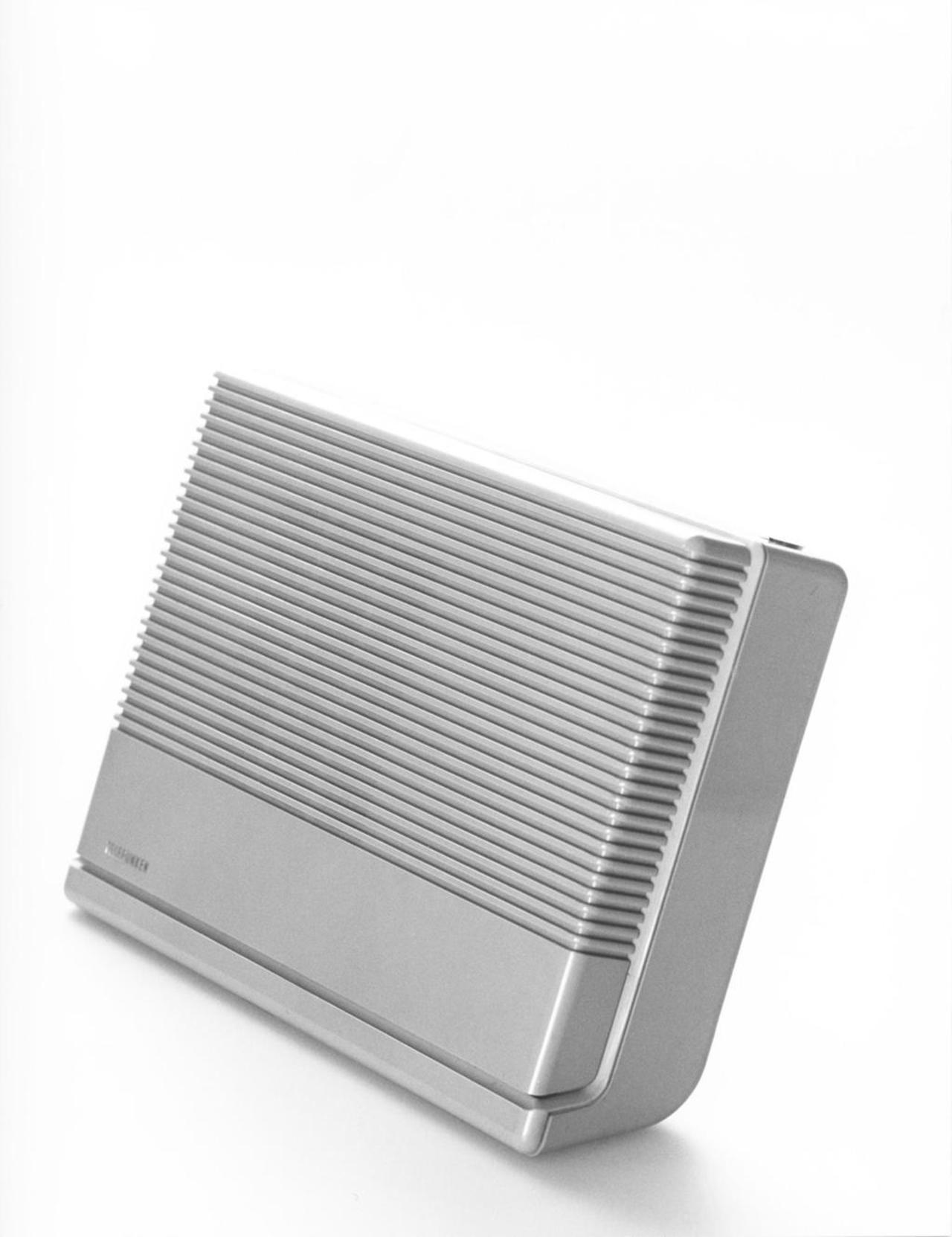 product，Designer biography，black and white，television，Blow，Retro，household electrical appliances，vehicle，